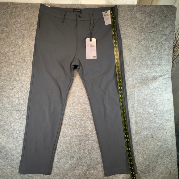 Levis XX Chino Standard Tech Pants Mens 38x30 Grey Tapered Stretch A92150003 NWT - Picture 2 of 14